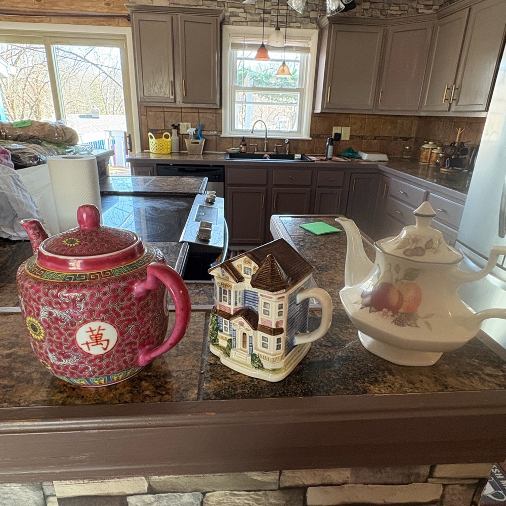 2 China tea pots & cream pitcher